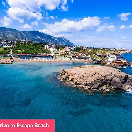 Crystal Walk By Merit Casinos By Holidaykeys ヴィラ