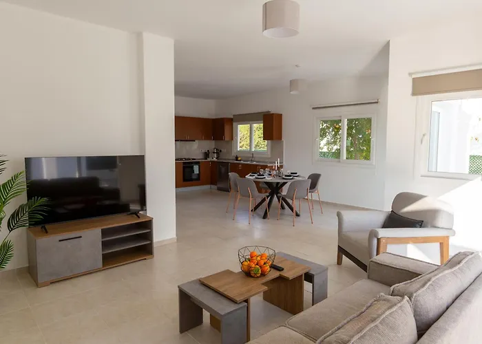 Crystal Walk By Merit Casinos By Holidaykeys ヴィラ *