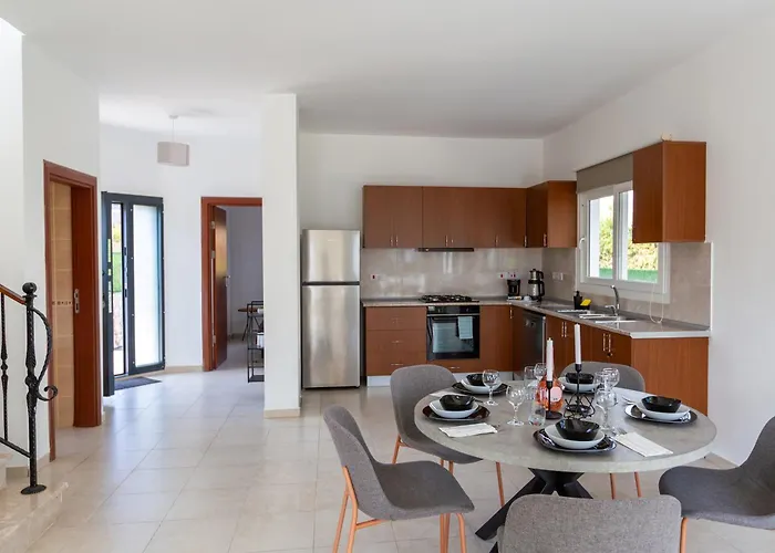 Villa Crystal Walk By Merit Casinos By Holidaykeys Kyrenia (Northern Cyprus)